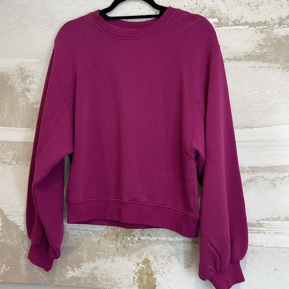 UGG Crewneck Balloon Sleeve Top (NWT) - Picture 3 of 6